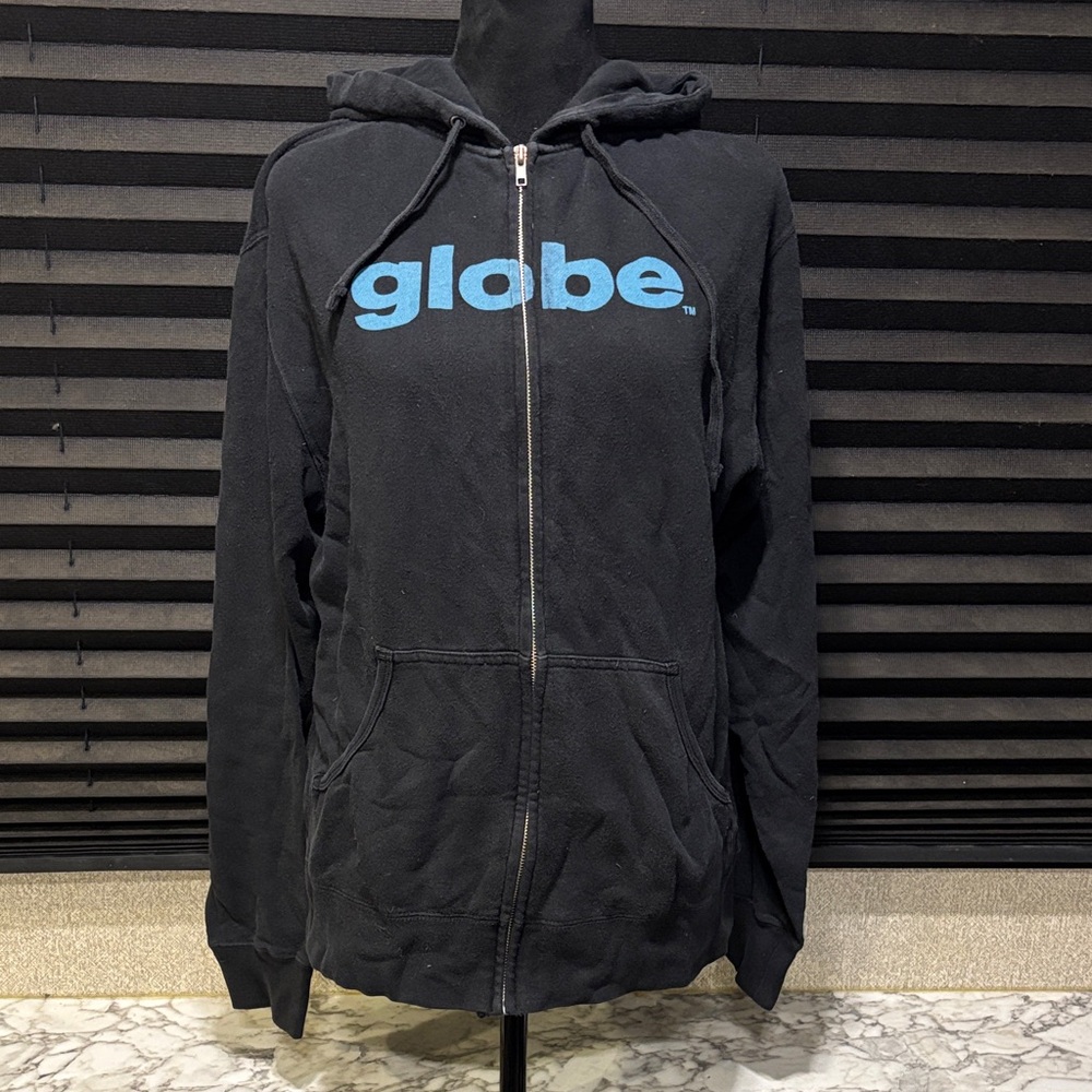 Vintage GLOBE Men’s Black Logo Cotton Living‎ Low Velocity Hoodie SZ Medium
